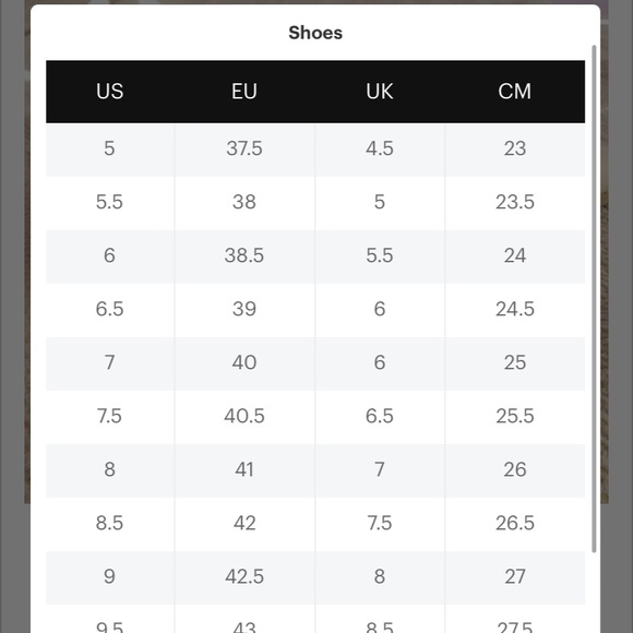 SOLD Universal thred Shoes/ flats Size 6, fits a 7 - Picture 3 of 3